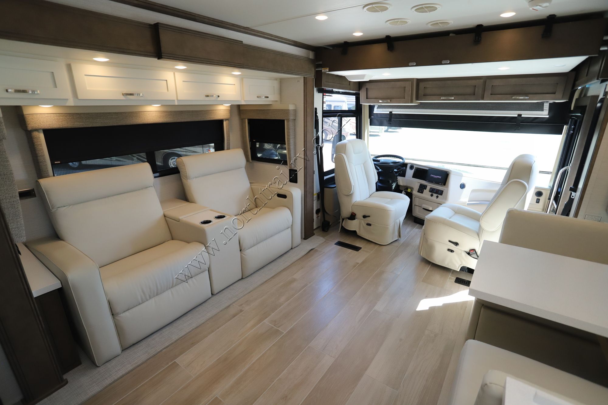 New 2027 Newmar Northern Star 3418 Class A  For Sale