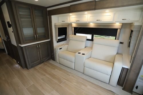 2027 Newmar Northern Star 3418