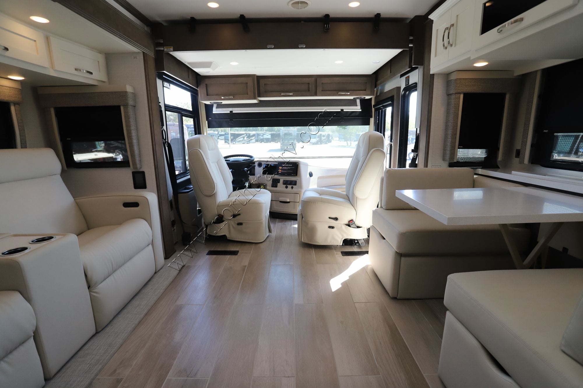 New 2027 Newmar Northern Star 3418 Class A  For Sale