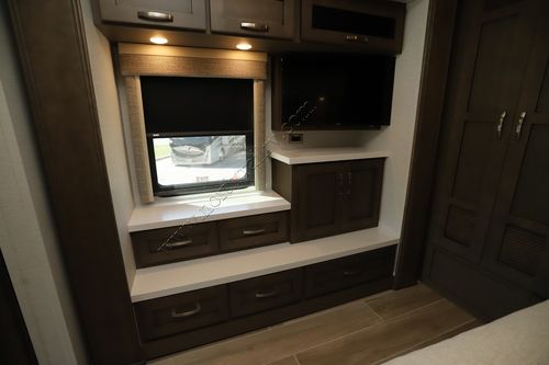 2027 Newmar Northern Star 3418