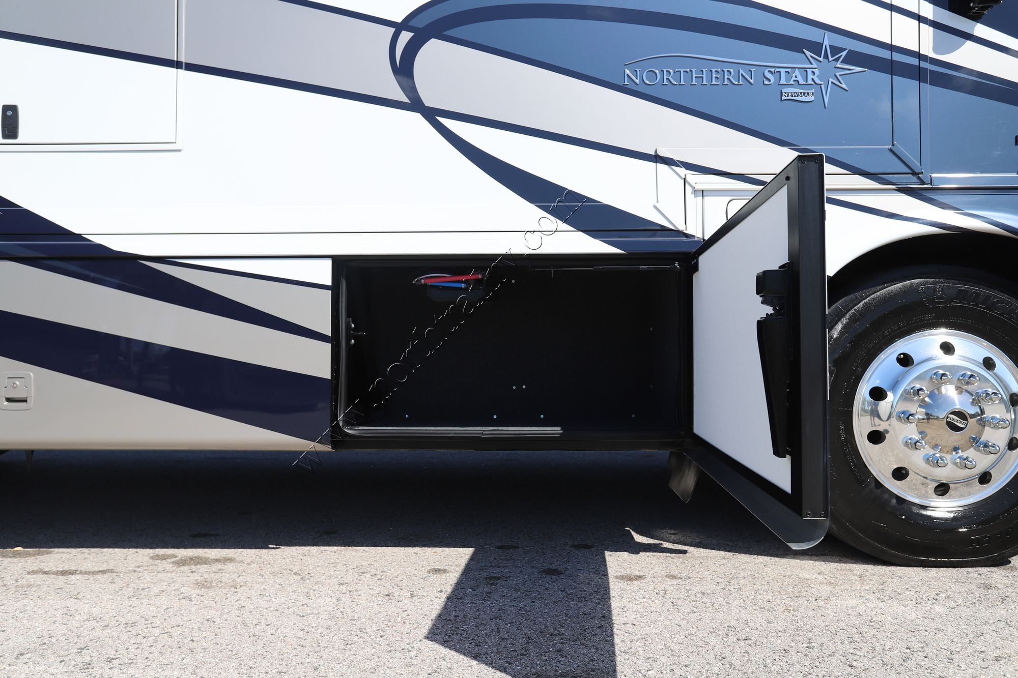 New 2027 Newmar Northern Star 3418 Class A  For Sale