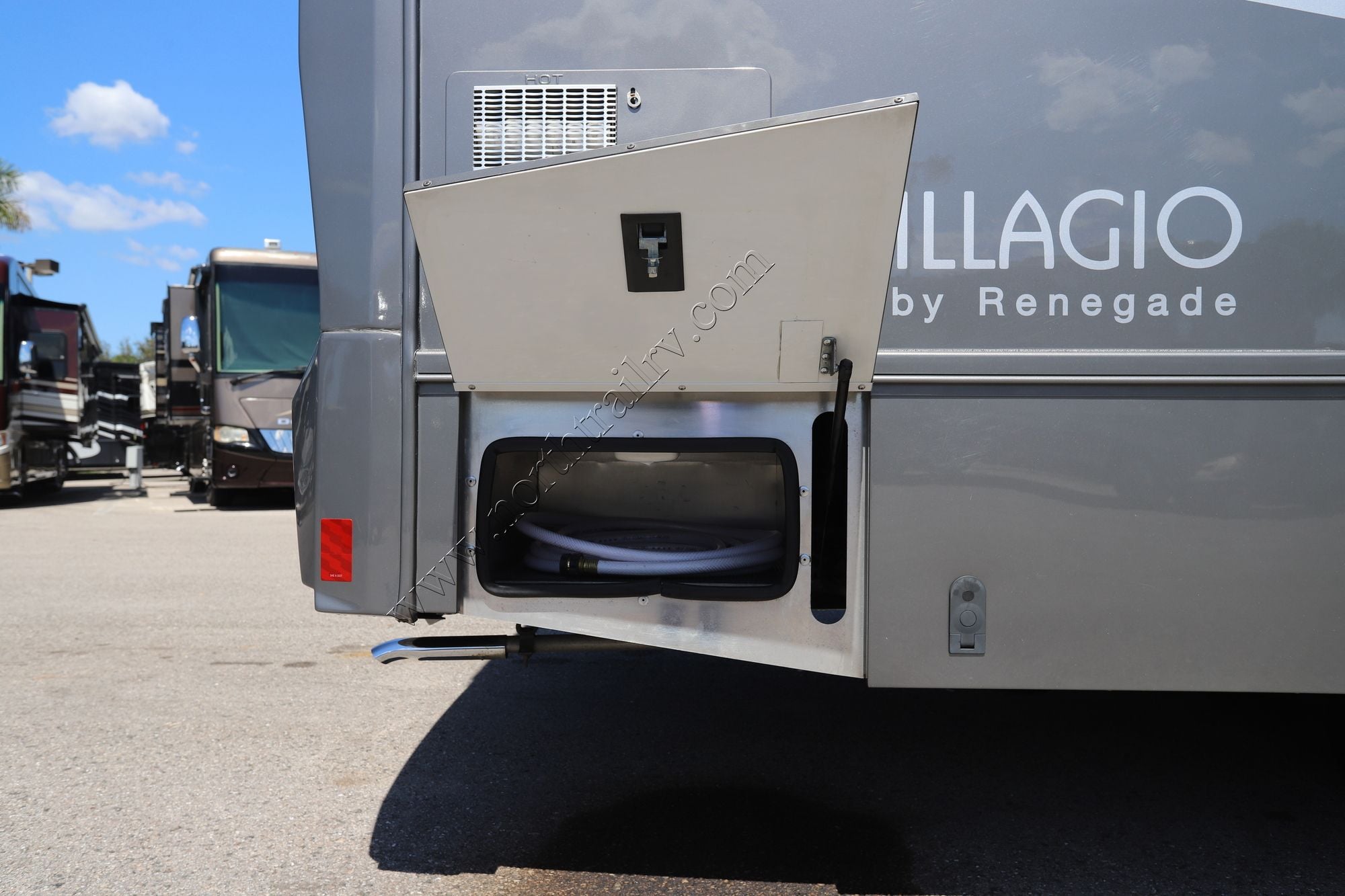 Used 2018 Renegade Rv Villagio 25QRS Class C  For Sale