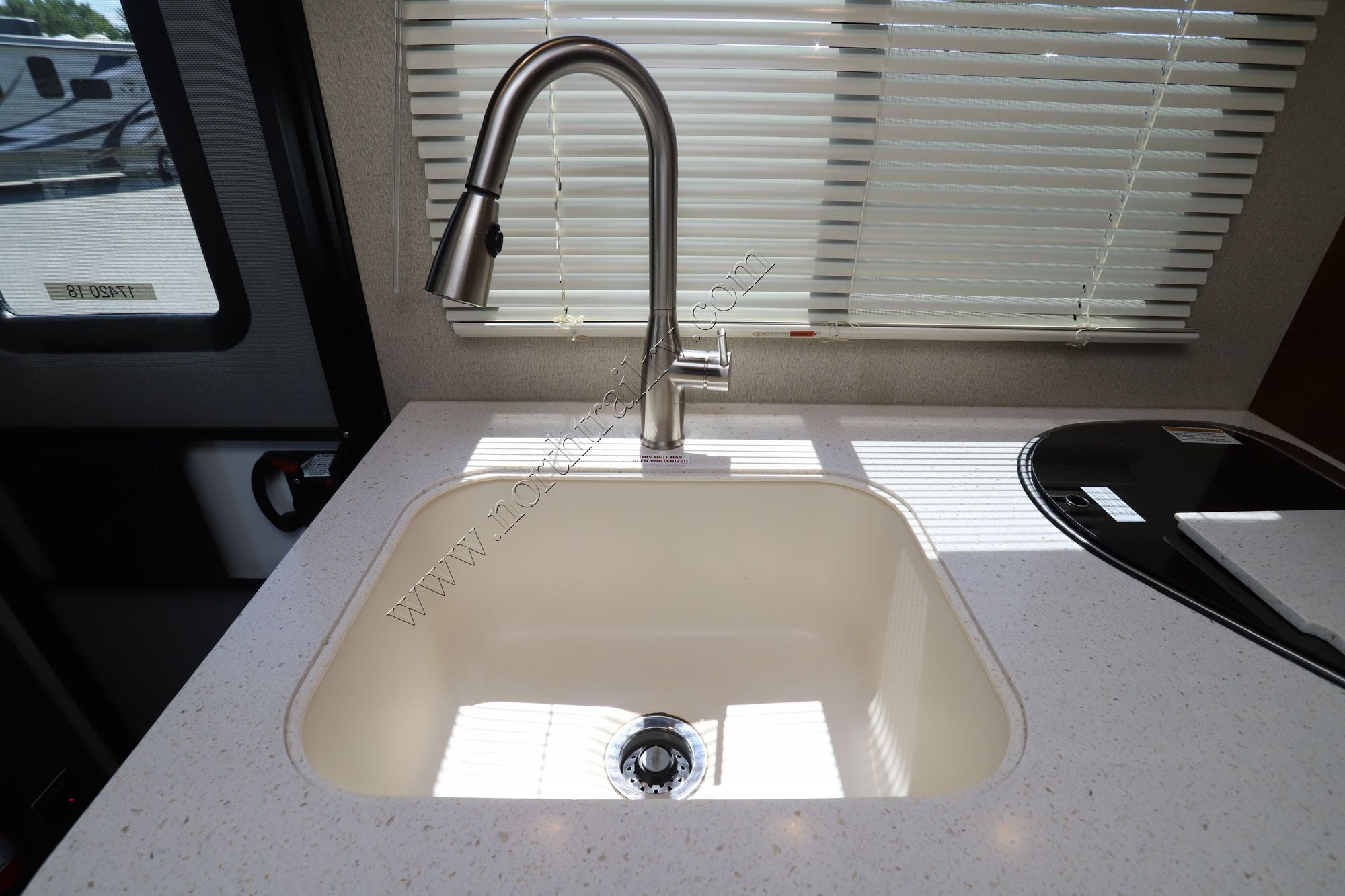 Used 2018 Renegade Rv Villagio 25QRS Class C  For Sale