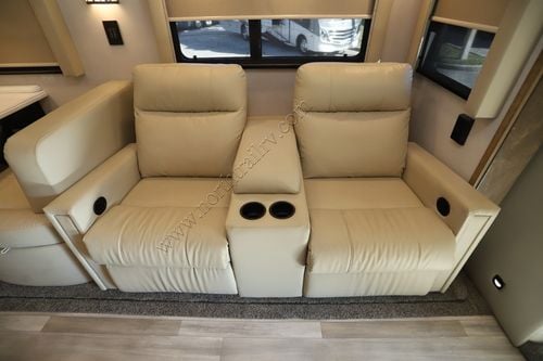 2023 Renegade Rv Valencia 38RW