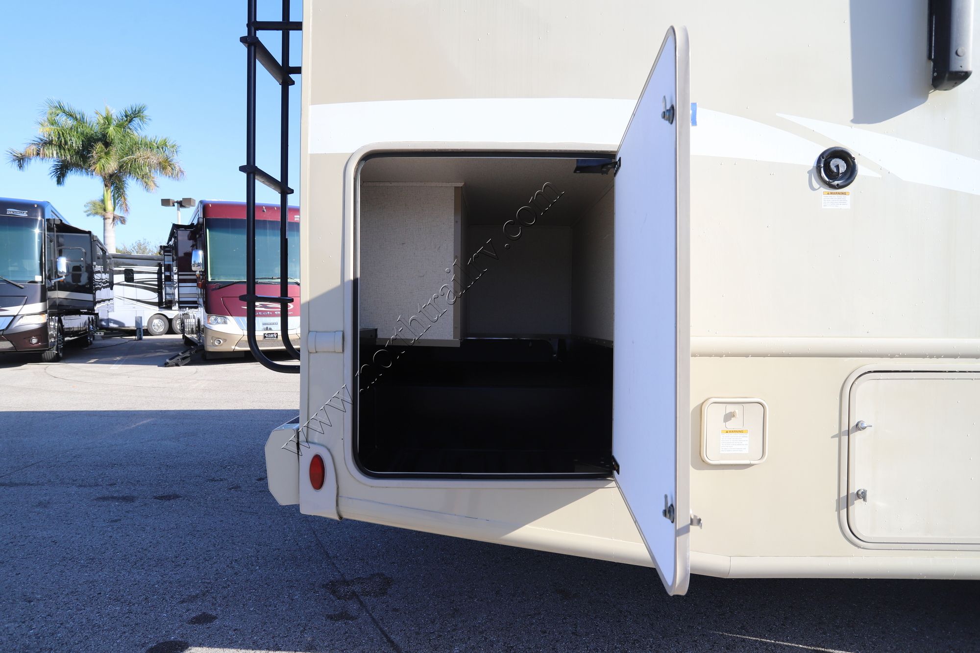 Used 2019 Thor Freedom Traveler A30 Class A  For Sale