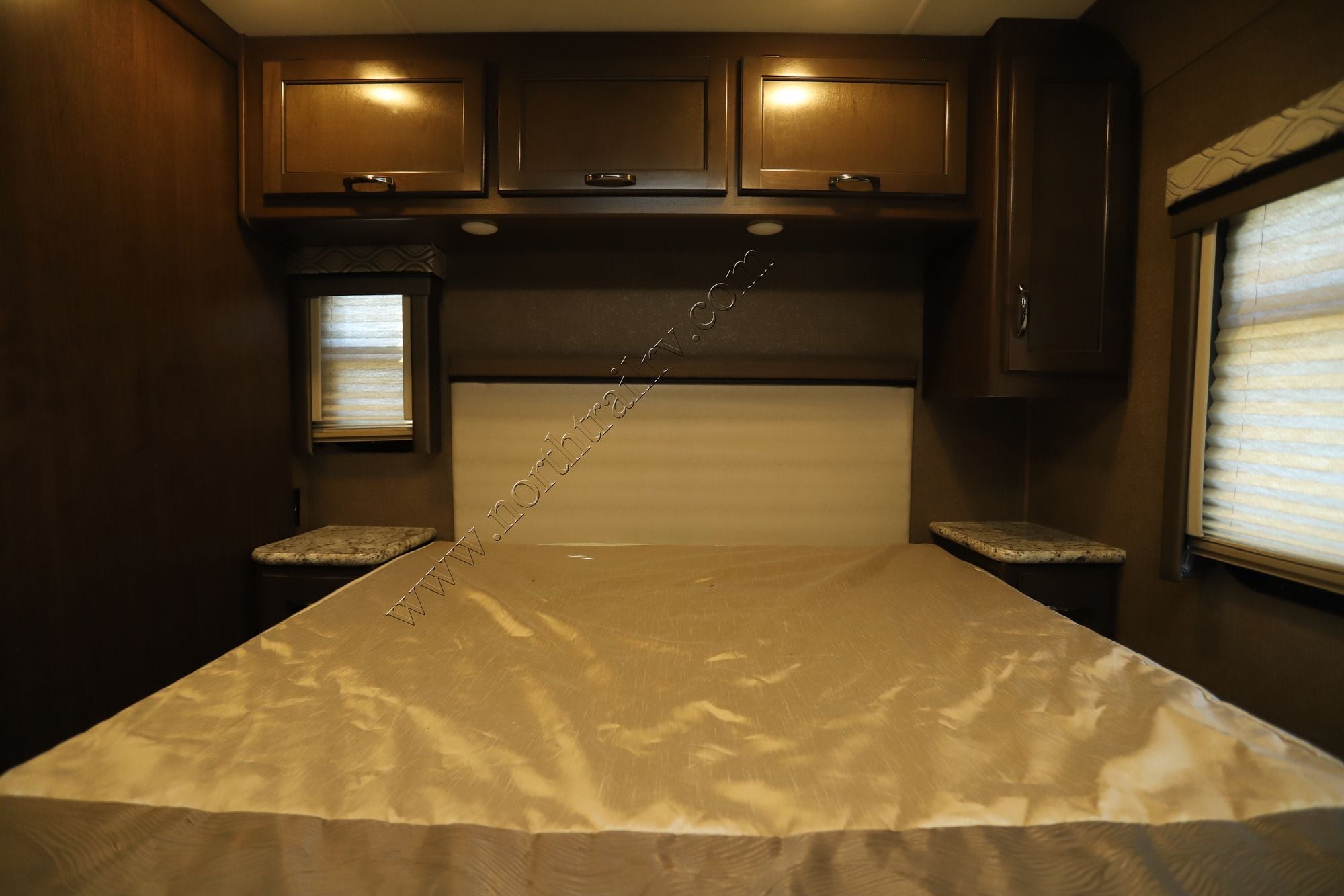 Used 2019 Thor Freedom Traveler A30 Class A  For Sale