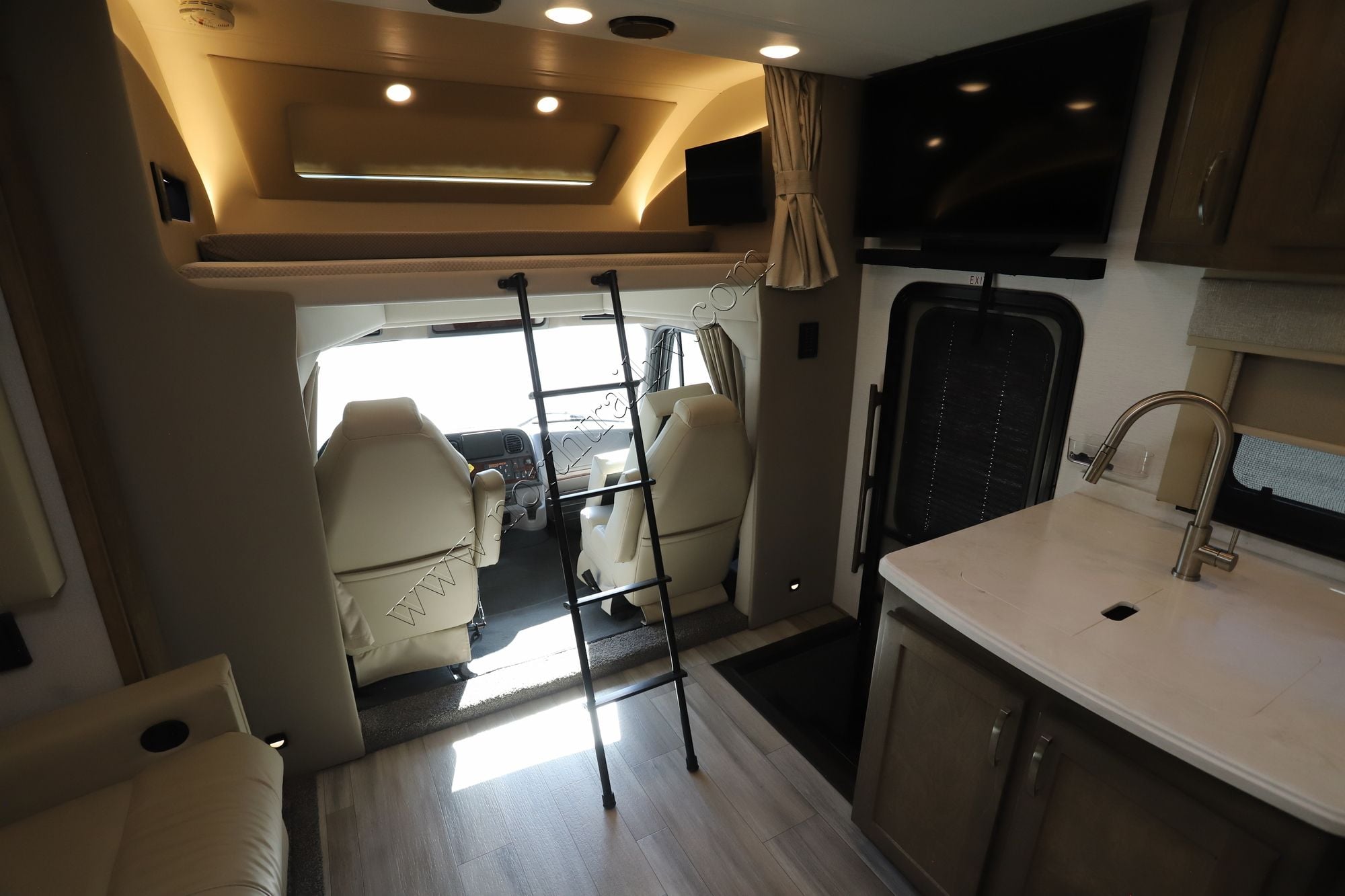 Used 2023 Renegade Rv Valencia 38RW Super C  For Sale