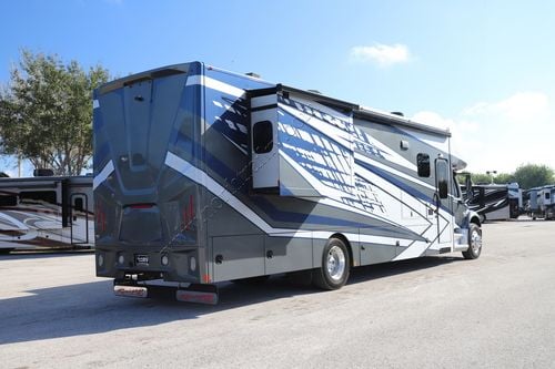2023 Renegade Rv Valencia 38RW