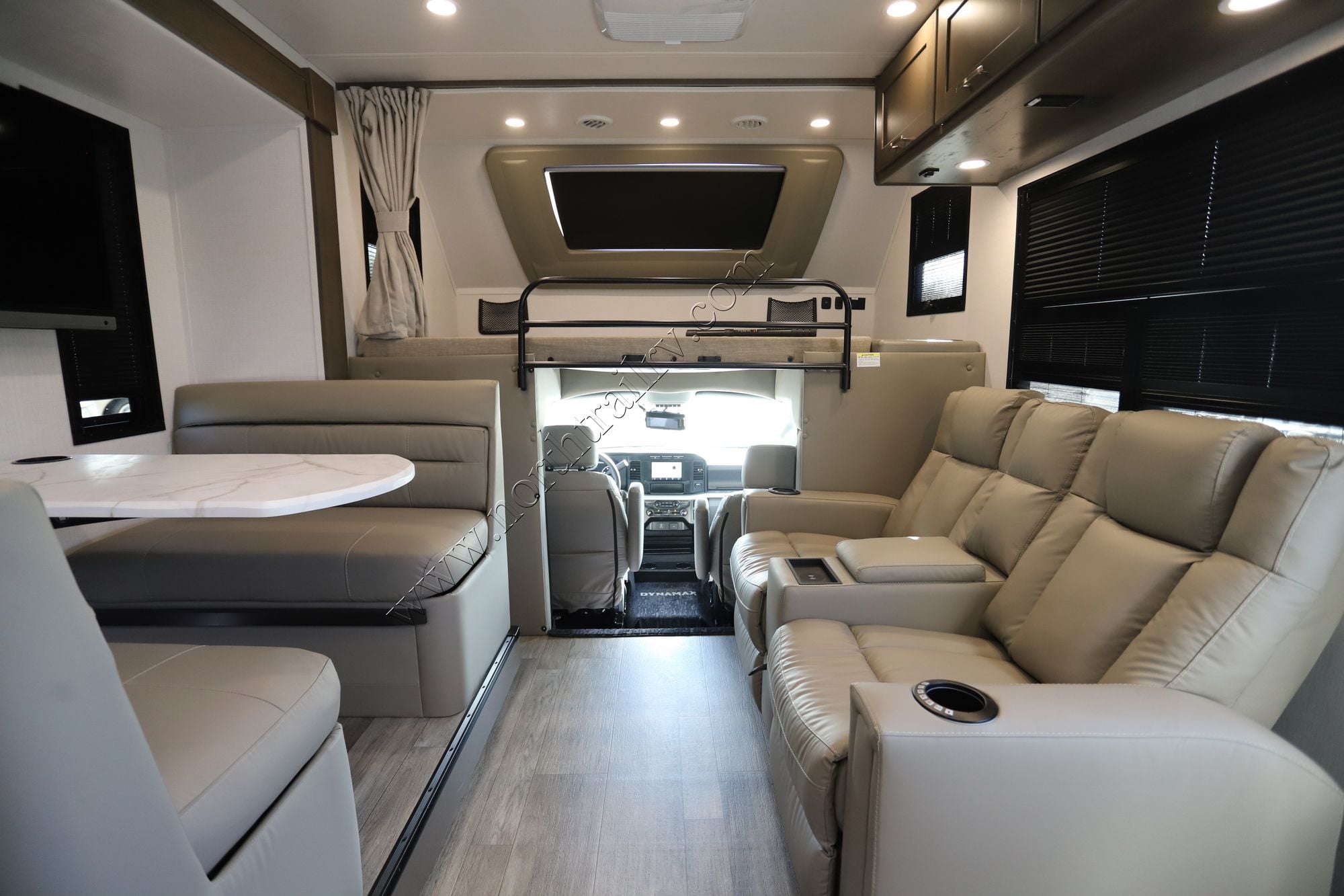 Used 2026 Dynamax Isata 6 31KSF4X4 Super C  For Sale