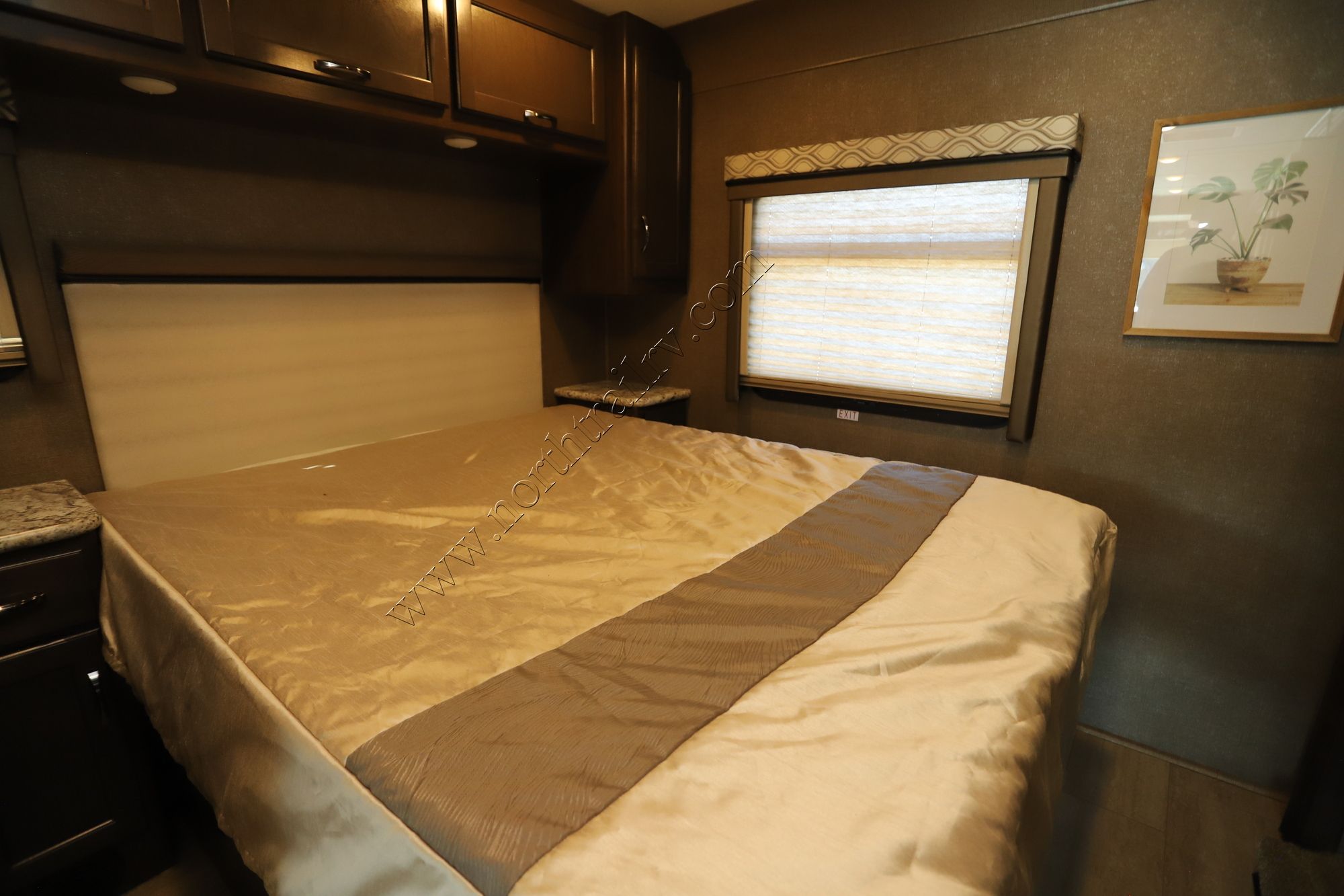 Used 2019 Thor Freedom Traveler A30 Class A  For Sale