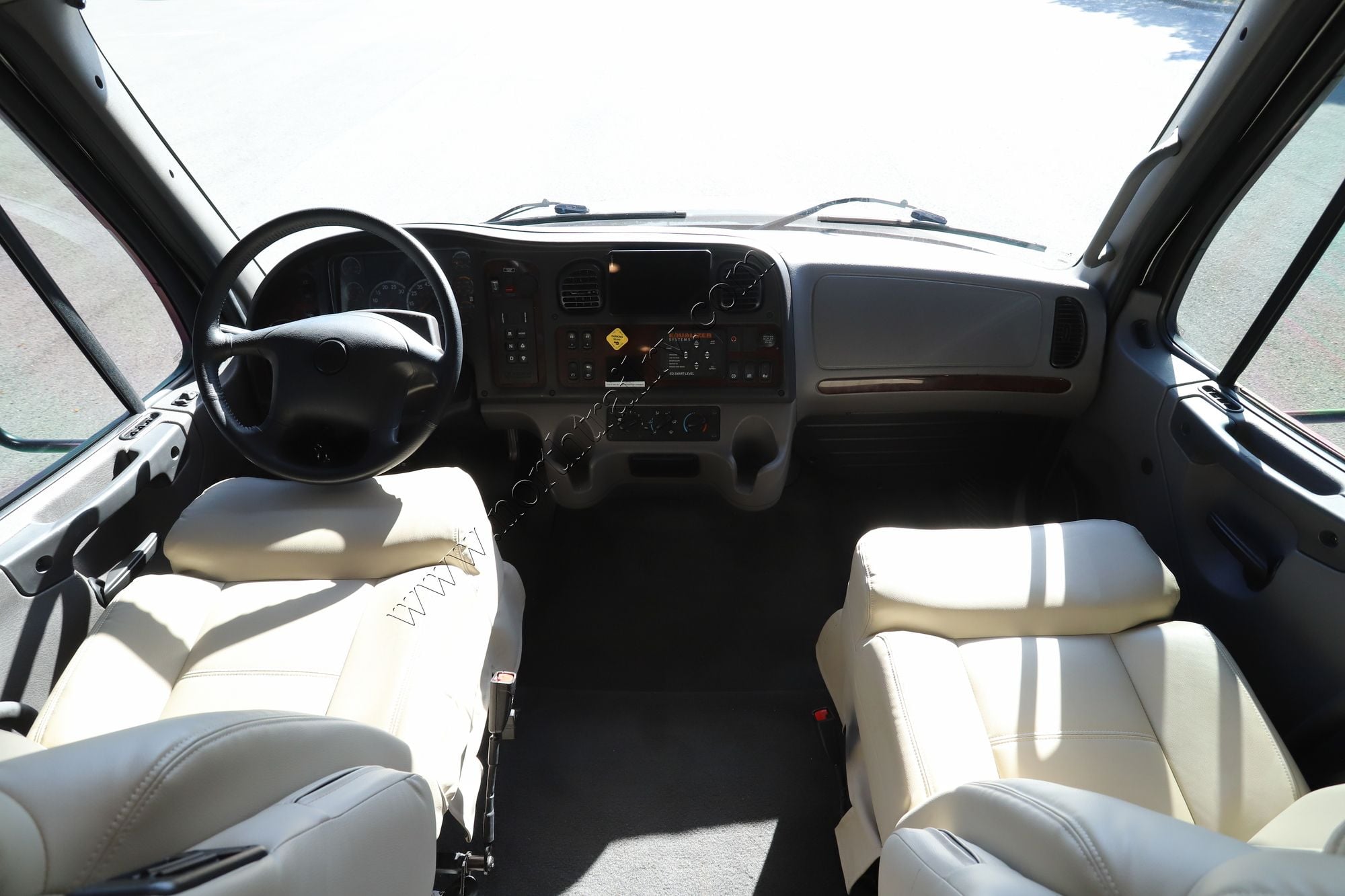 Used 2023 Renegade Rv Valencia 38RW Super C  For Sale