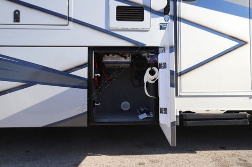 2023 Renegade Rv Valencia 38RW