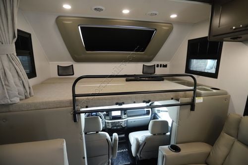 2026 Dynamax Isata 6 31KSF4X4