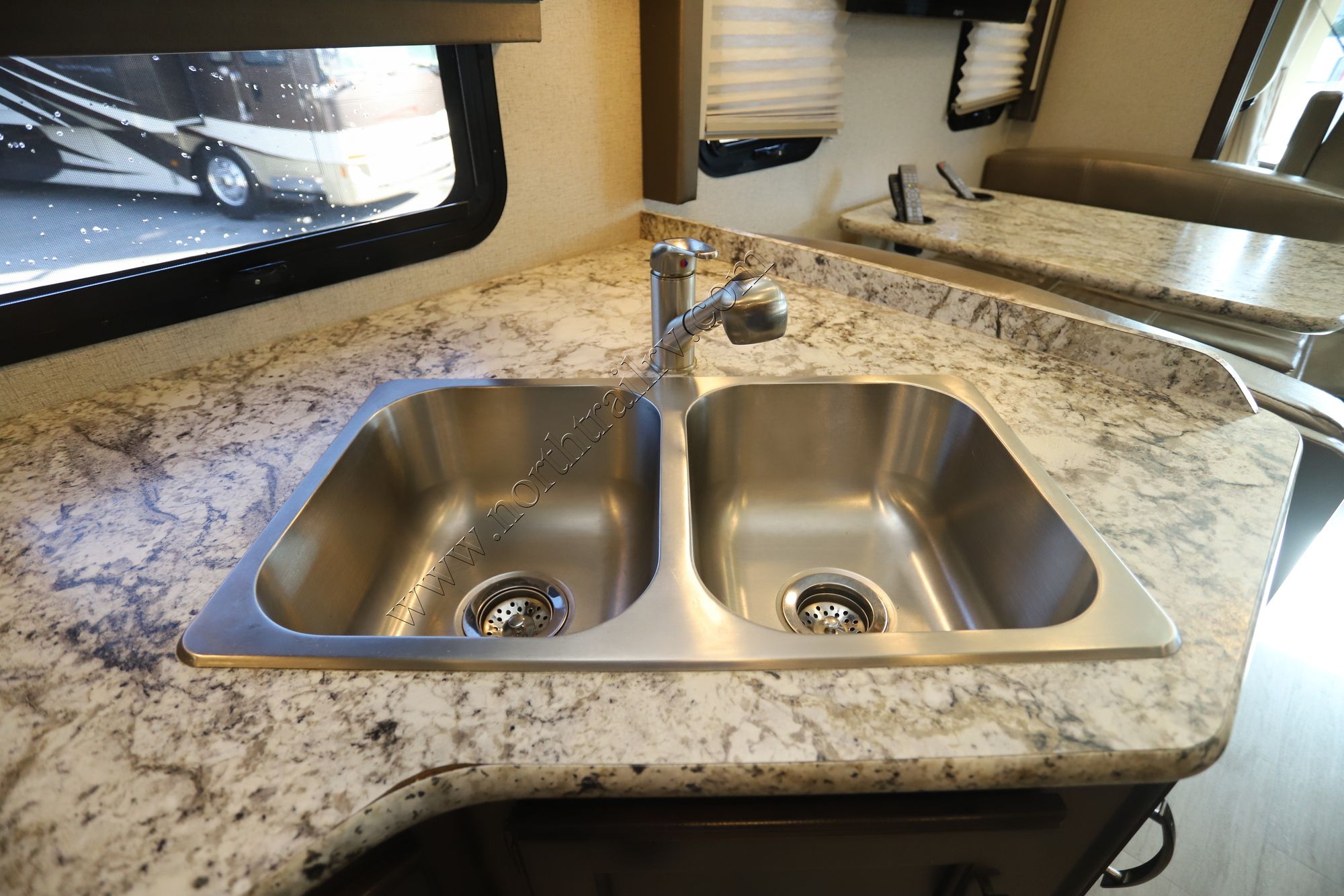 Used 2019 Thor Freedom Traveler A30 Class A  For Sale