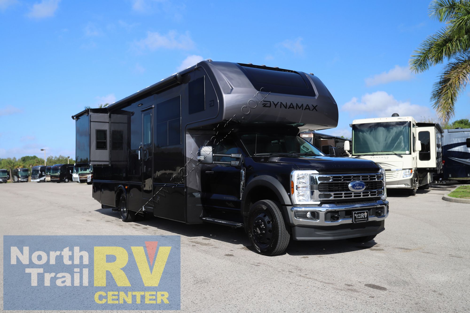 Used 2026 Dynamax Isata 6 31KSF4X4 Super C  For Sale
