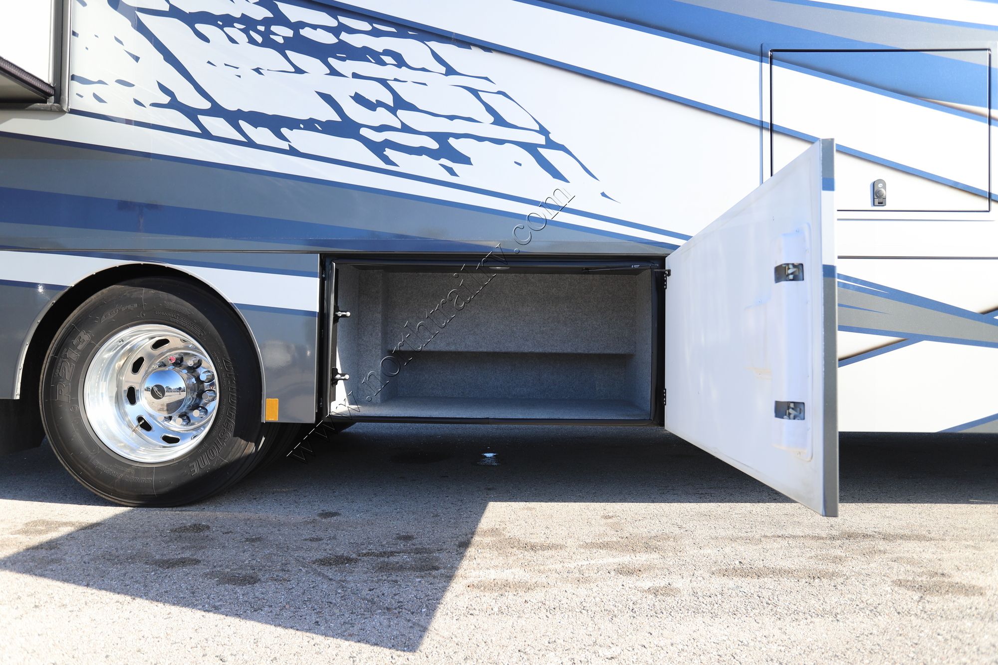 Used 2023 Renegade Rv Valencia 38RW Super C  For Sale