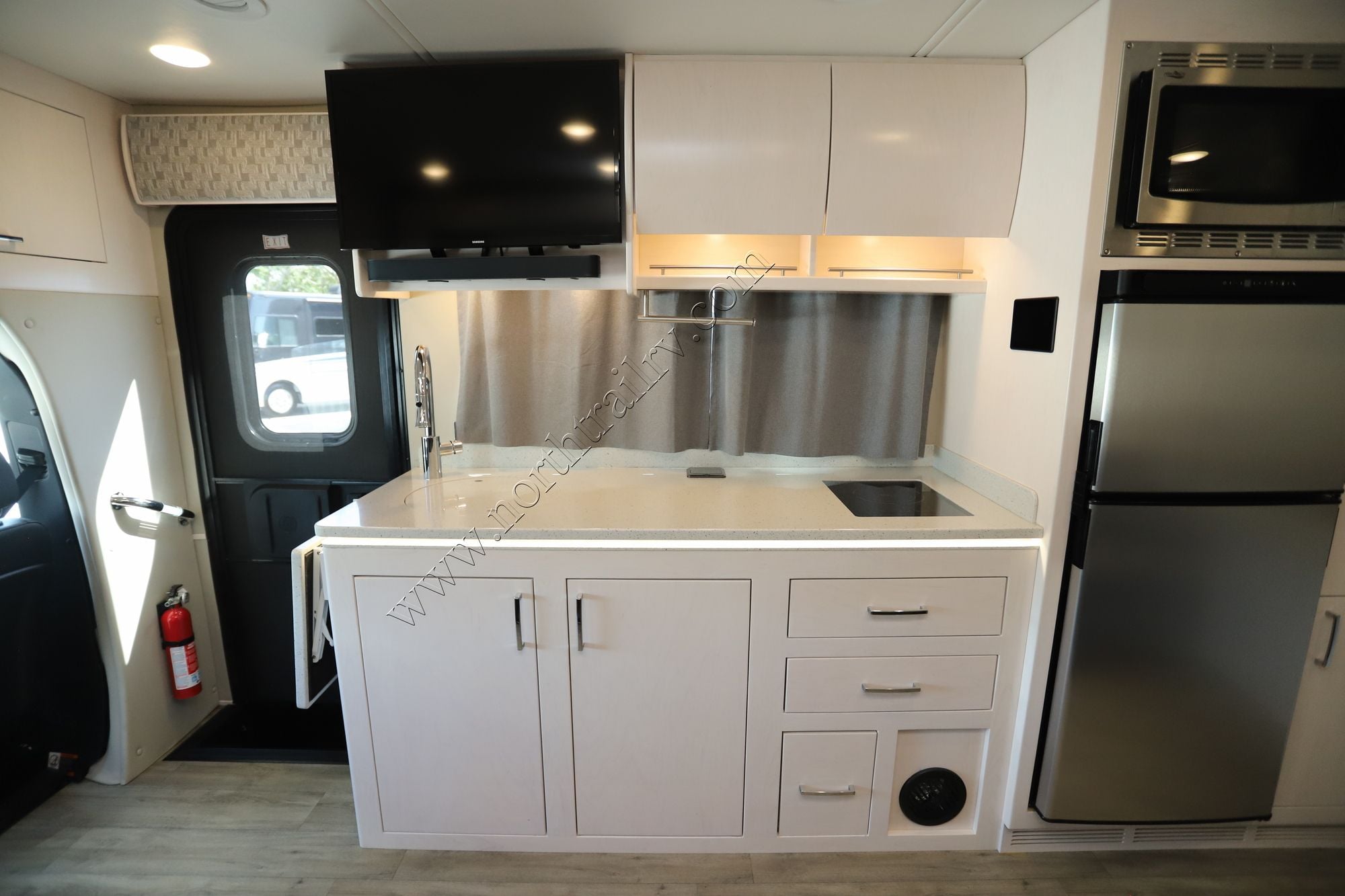 Used 2025 Renegade Rv Vienna 25RML Class C  For Sale