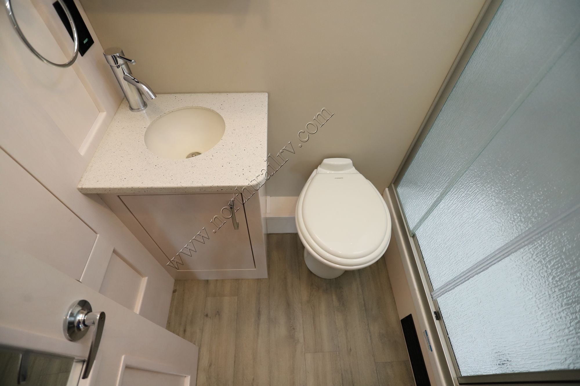 Used 2025 Renegade Rv Vienna 25RML Class C  For Sale