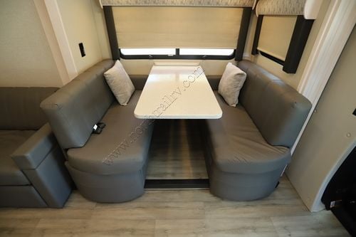 2025 Renegade Rv Vienna 25RML