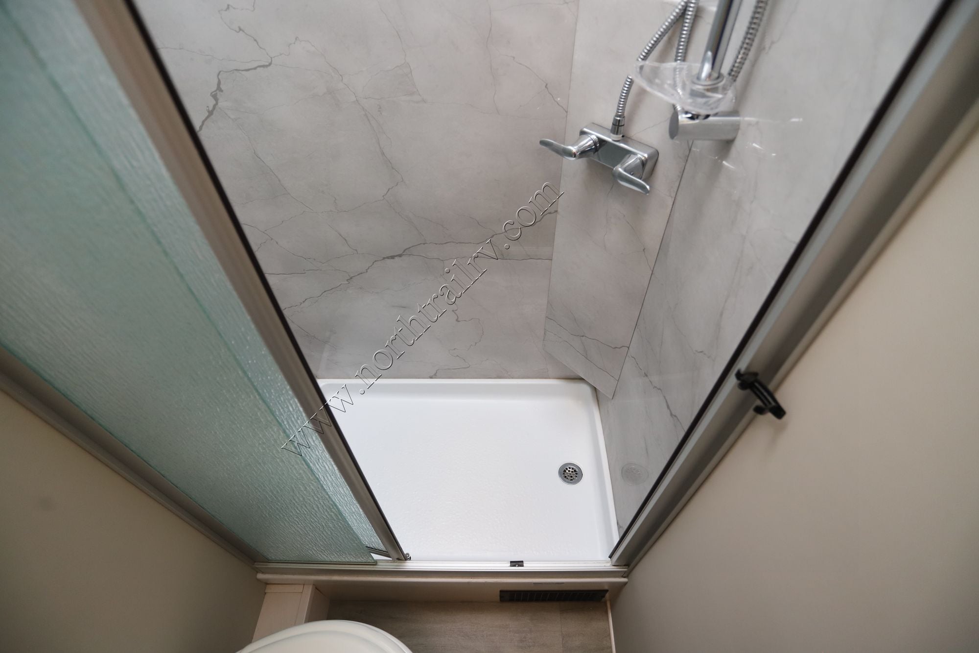 Used 2025 Renegade Rv Vienna 25RML Class C  For Sale