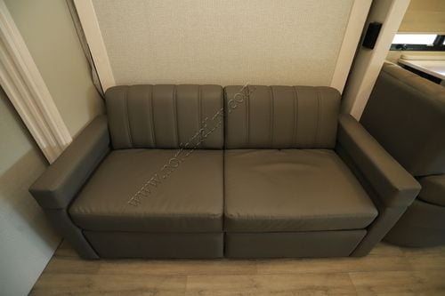 2025 Renegade Rv Vienna 25RML