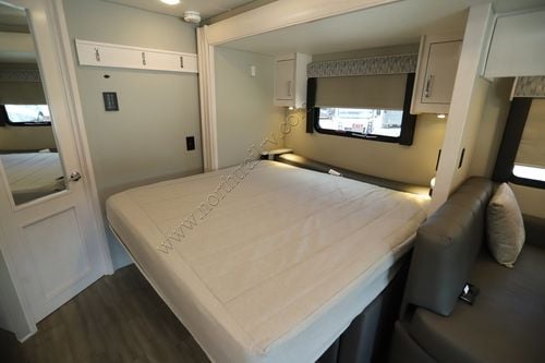 2025 Renegade Rv Vienna 25RML