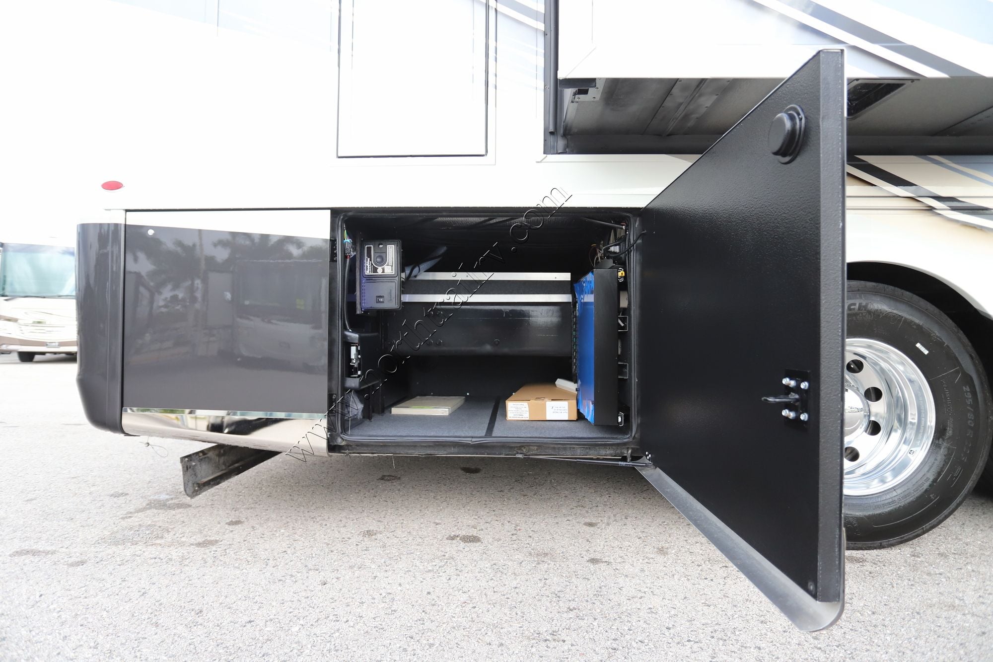 New 2027 Newmar Summit Aire 4505 Super C  For Sale