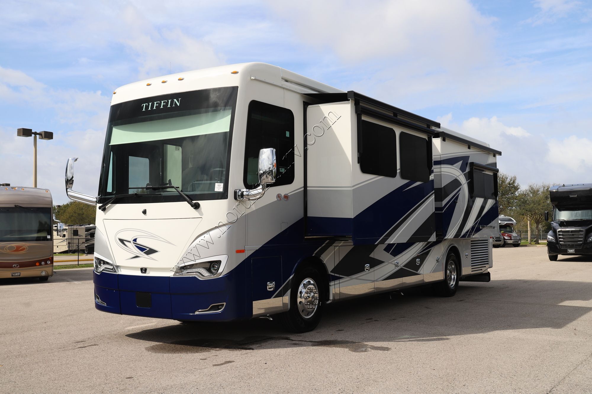 New 2026 Tiffin Motor Homes Allegro Bus 36AP Class A  For Sale