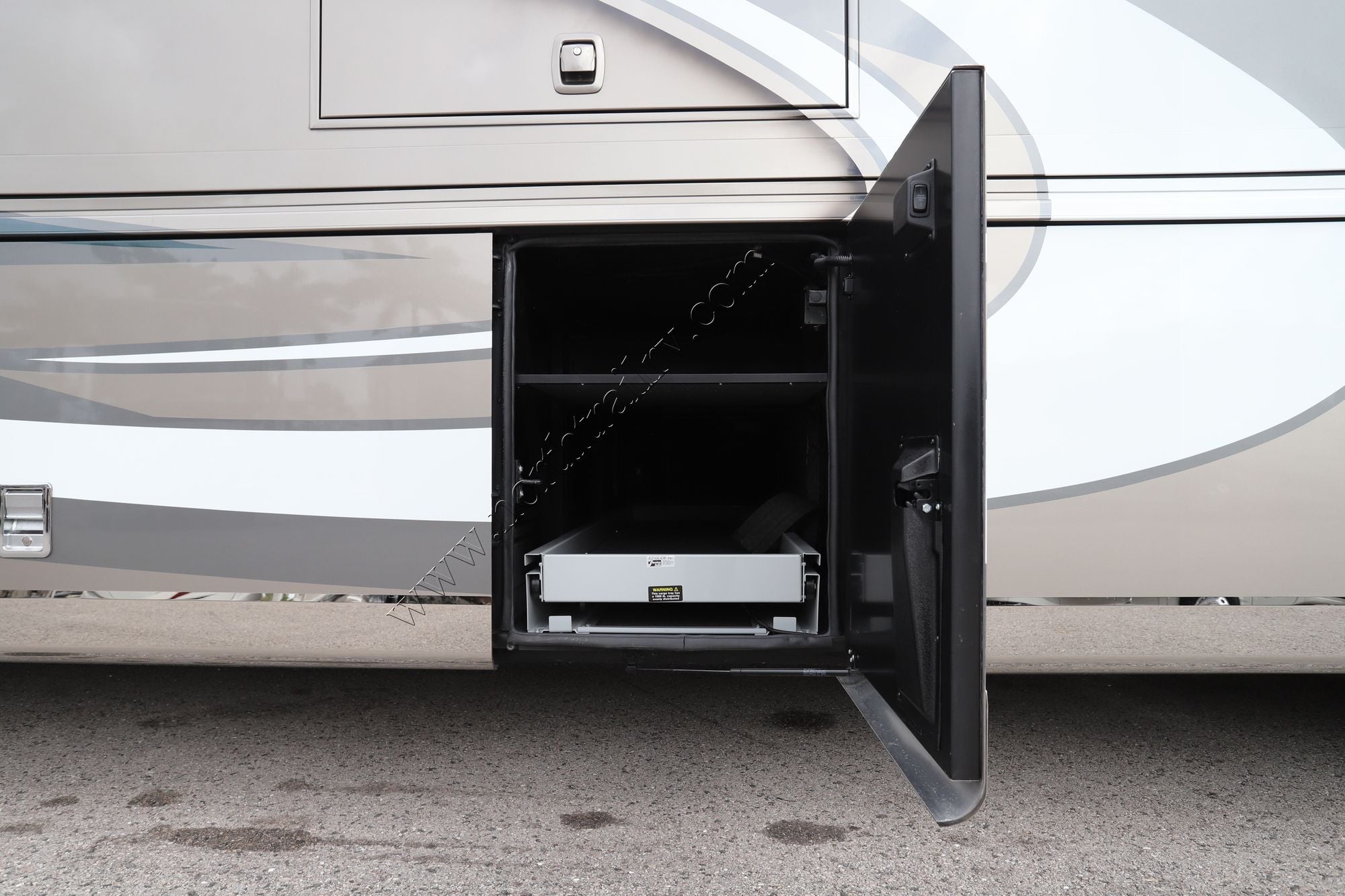 Used 2023 Newmar London Aire 4551 Class A  For Sale