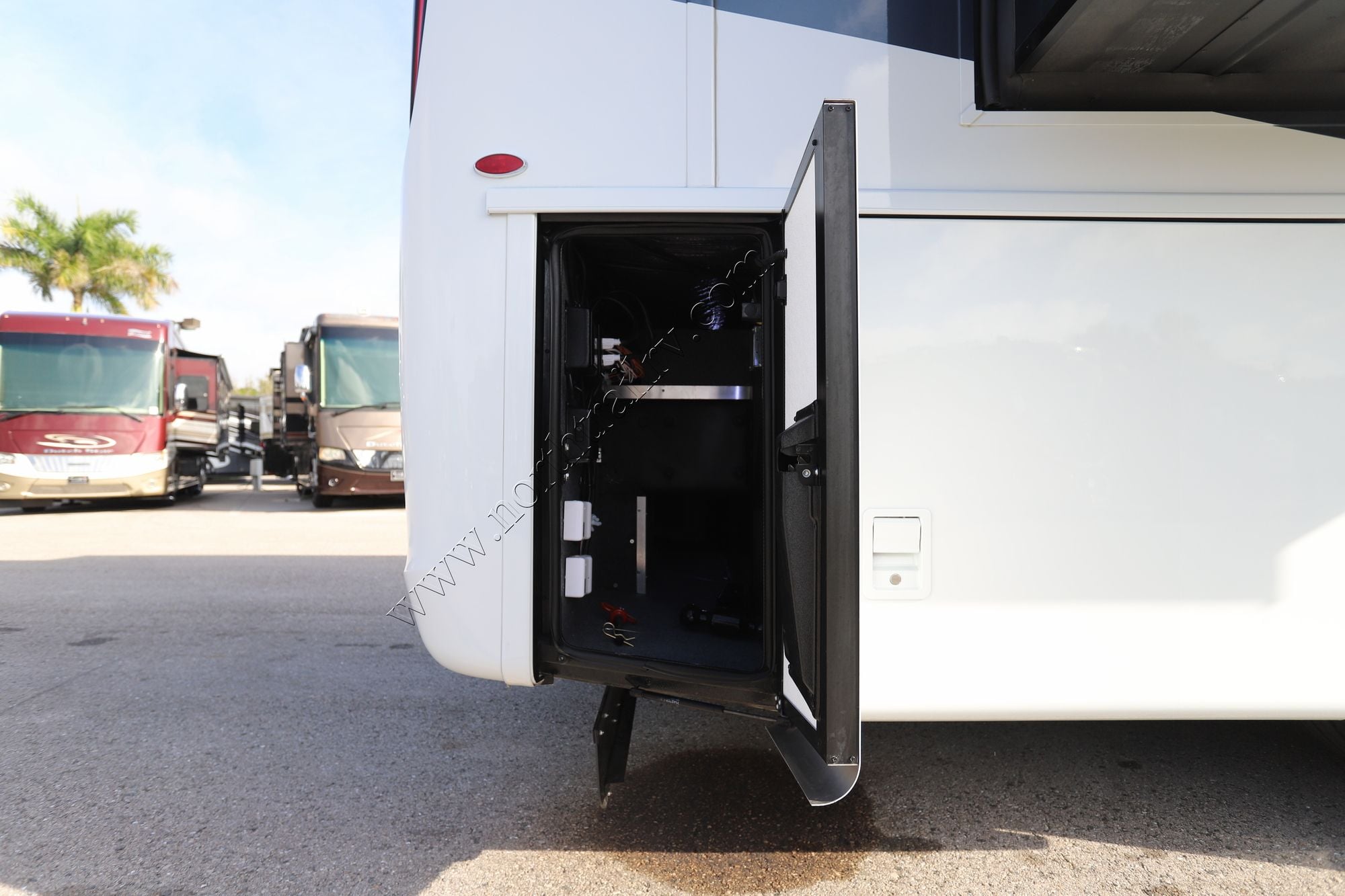 New 2026 Newmar Super Star 4061 Super C  For Sale