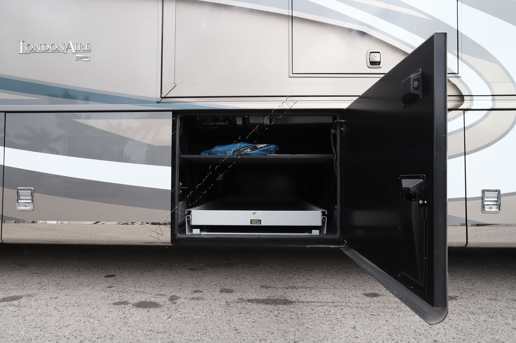 Used 2023 Newmar London Aire 4551 Class A  For Sale