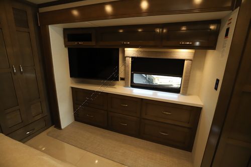 2026 Newmar Super Star 4061 Super C