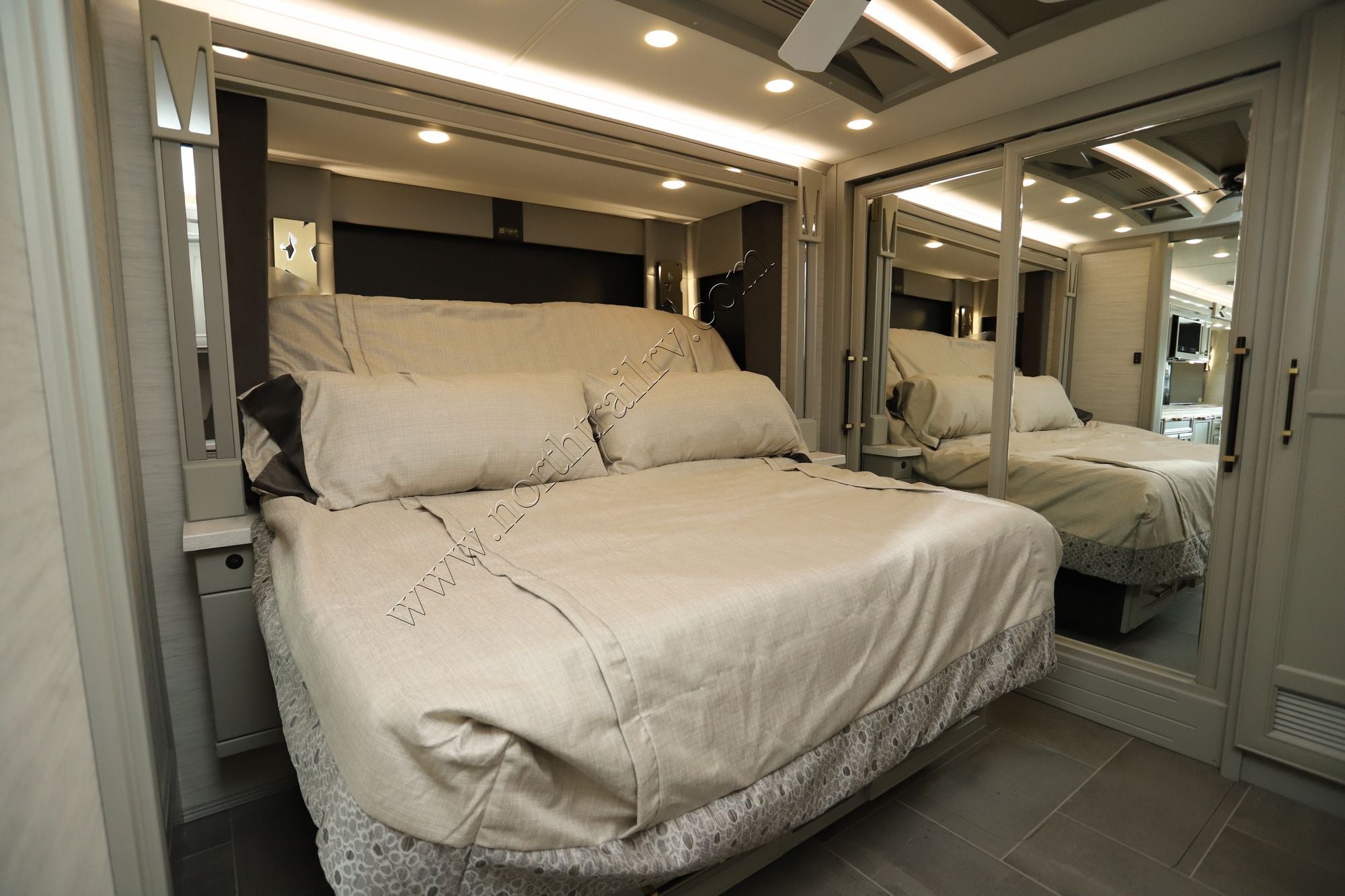 New 2026 Tiffin Motor Homes Allegro Bus 36AP Class A  For Sale