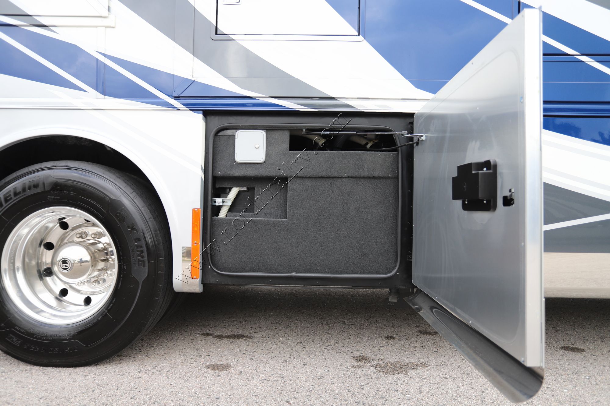 New 2026 Tiffin Motor Homes Allegro Bus 36AP Class A  For Sale