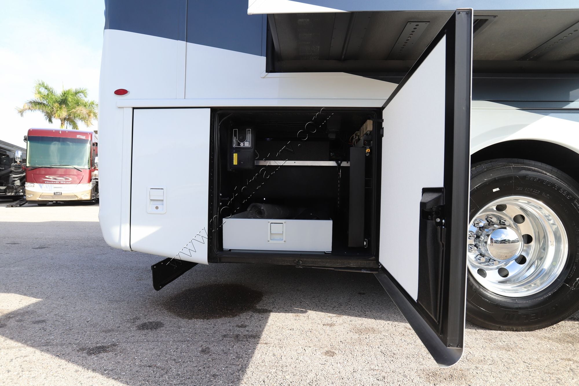 New 2026 Newmar Super Star 4061 Super C  For Sale