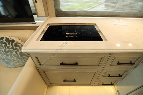 2027 Newmar Summit Aire 4505