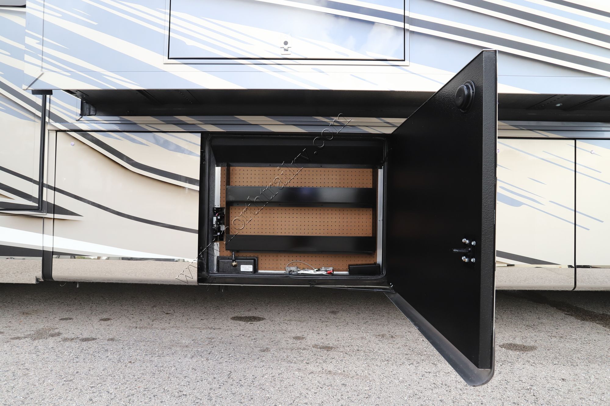 New 2027 Newmar Summit Aire 4505 Super C  For Sale