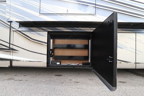 2027 Newmar Summit Aire 4505