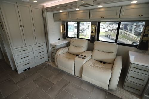 2026 Tiffin Motor Homes Allegro Bus 36AP