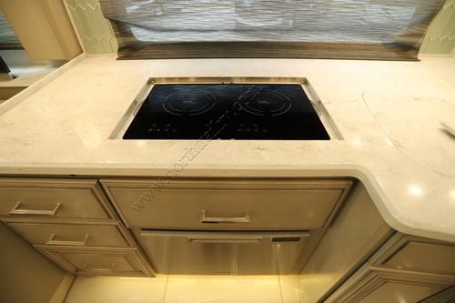 2023 Newmar London Aire 4551