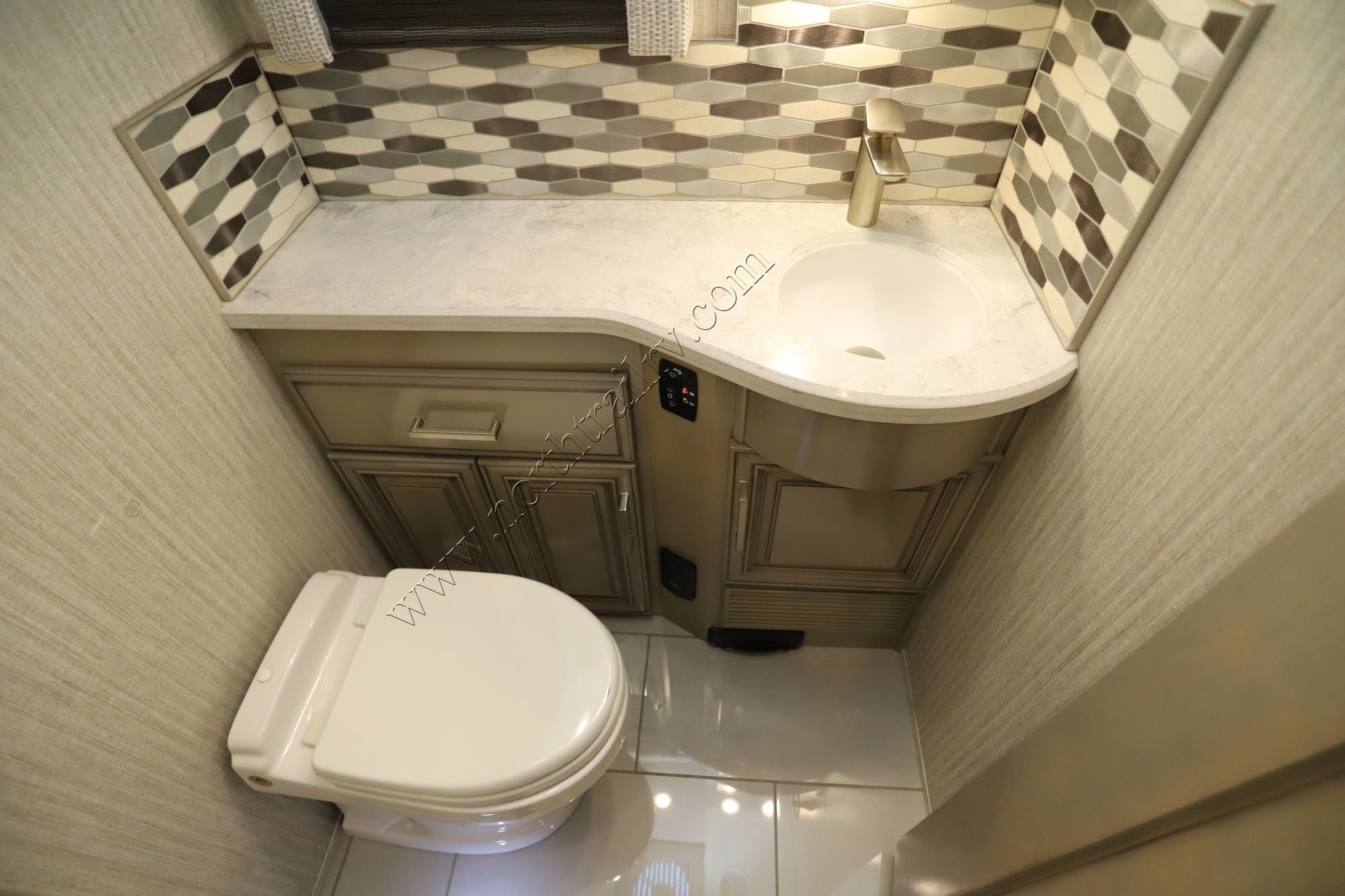 Used 2023 Newmar London Aire 4551 Class A  For Sale