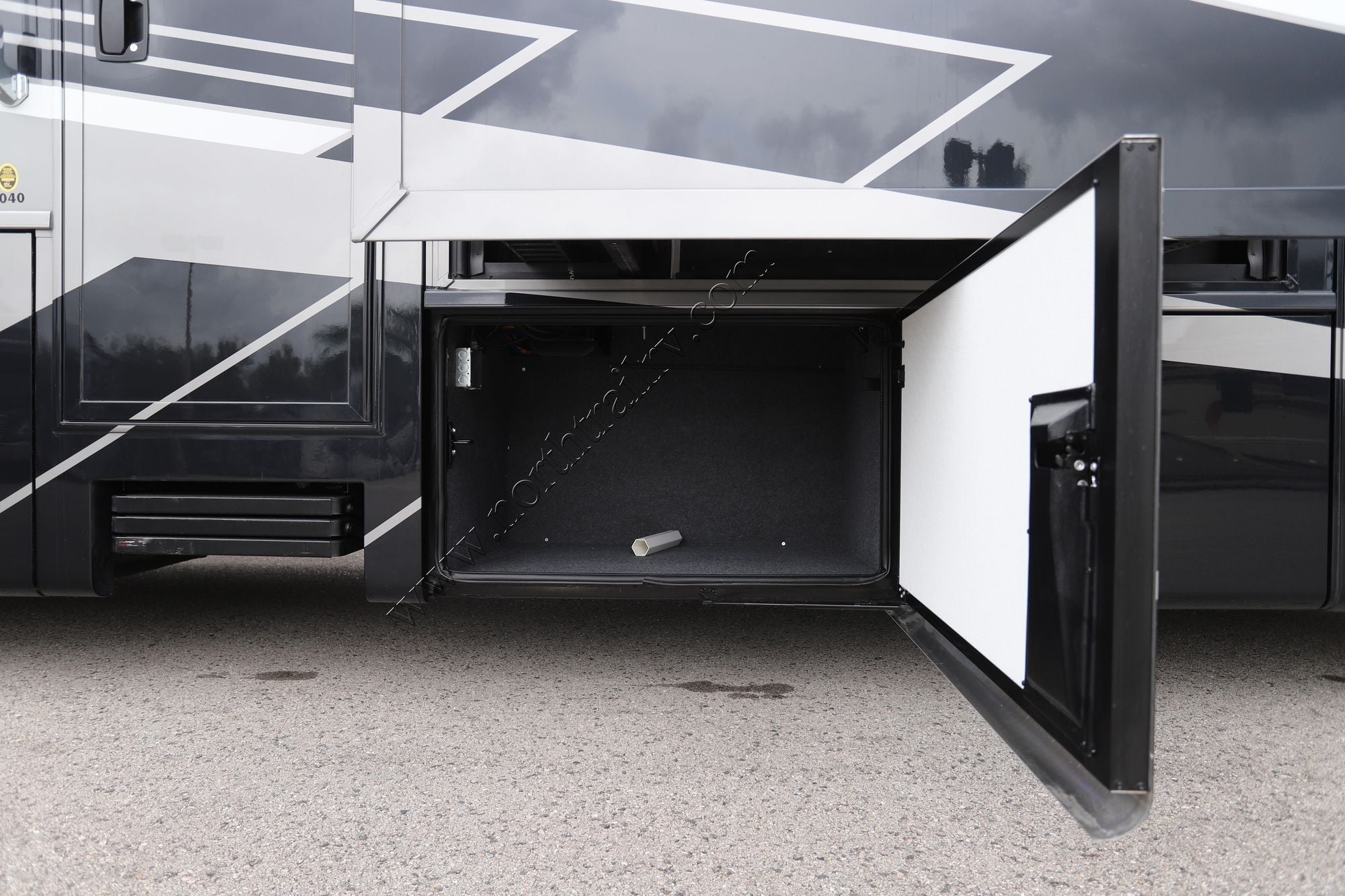 New 2026 Newmar Super Star 4040 Super C  For Sale