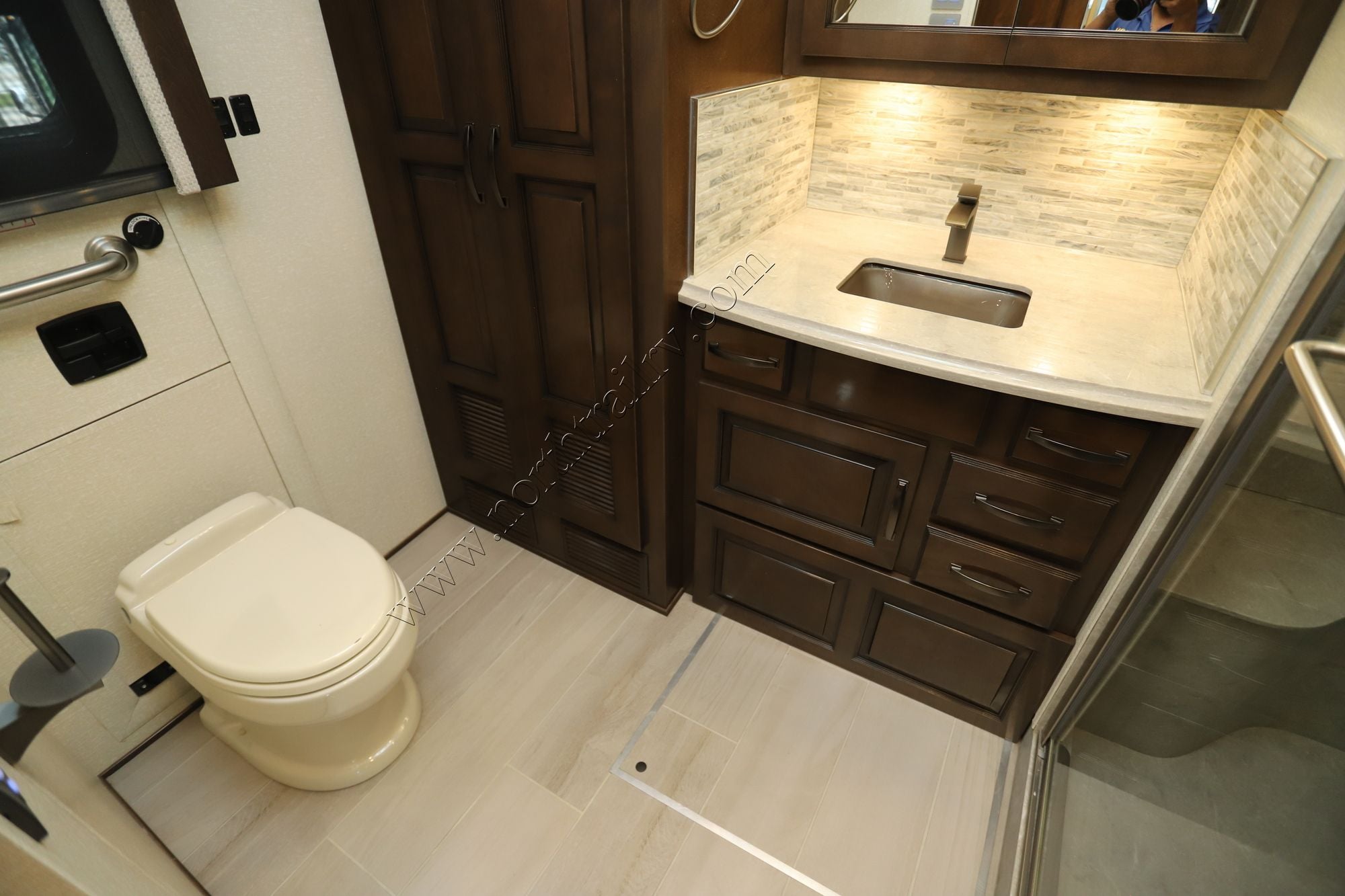 Used 2024 Newmar Dutch Star 4310 Class A  For Sale