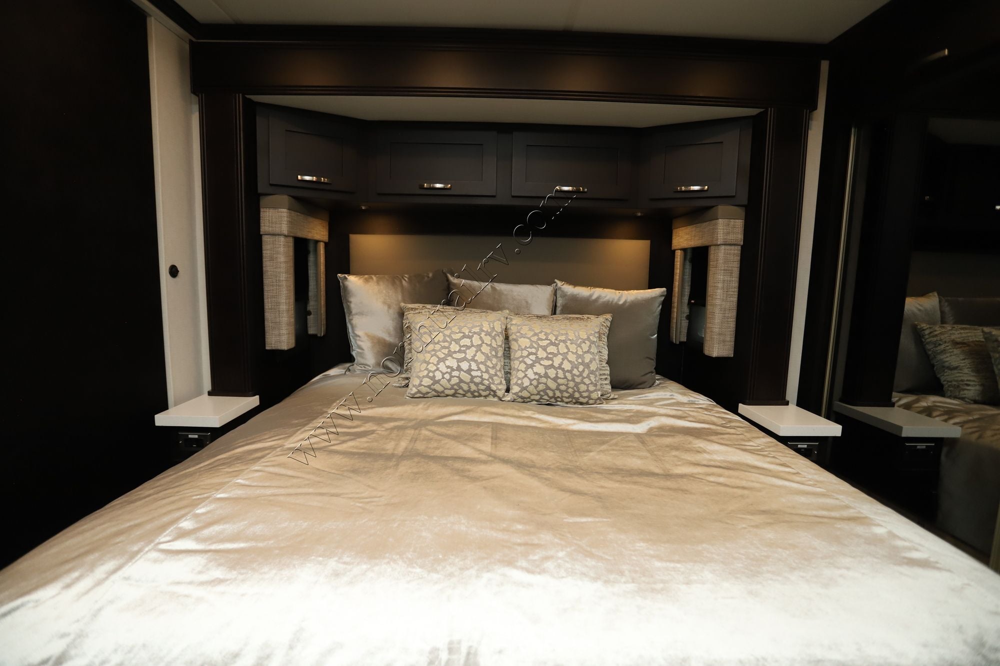 New 2026 Newmar Super Star 4040 Super C  For Sale