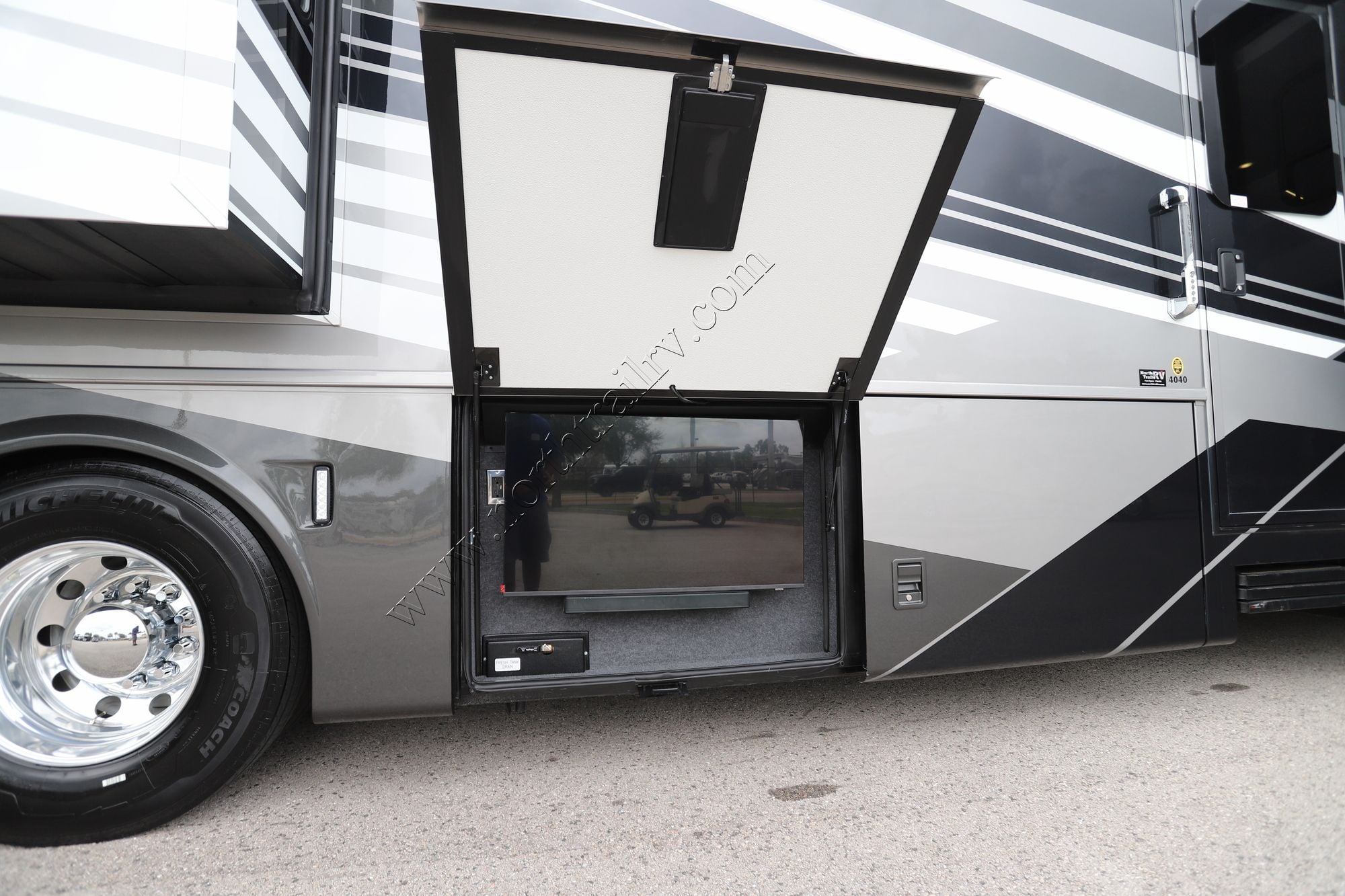 New 2026 Newmar Super Star 4040 Super C  For Sale