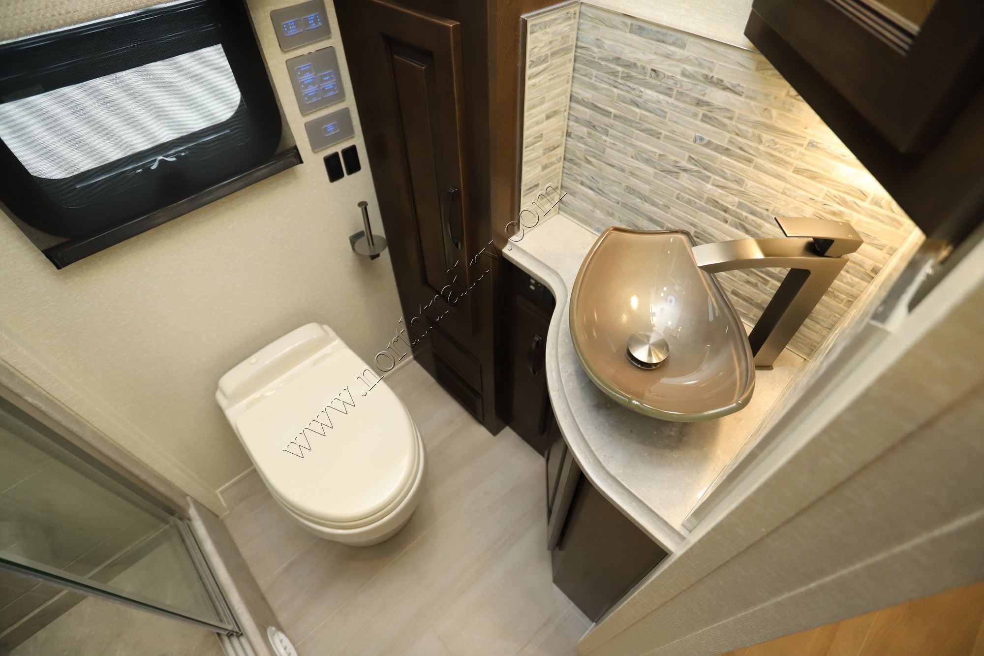 Used 2024 Newmar Dutch Star 4310 Class A  For Sale