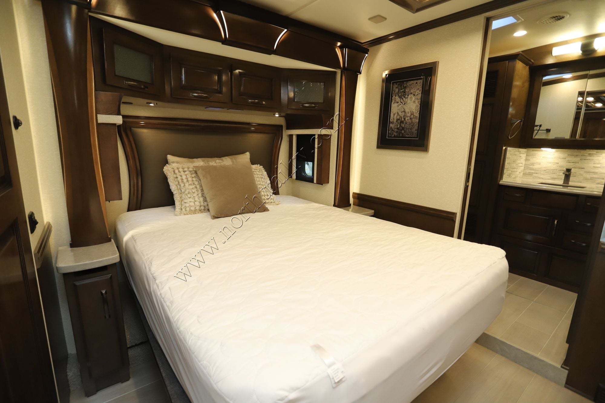 Used 2024 Newmar Dutch Star 4310 Class A  For Sale