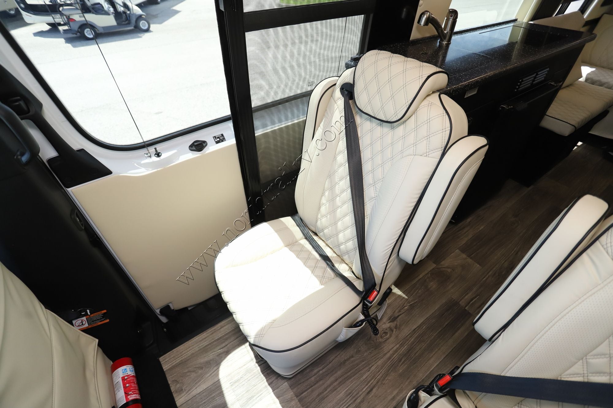 Used 2023 Midwest Patriot MD4 170EXT Class B  For Sale