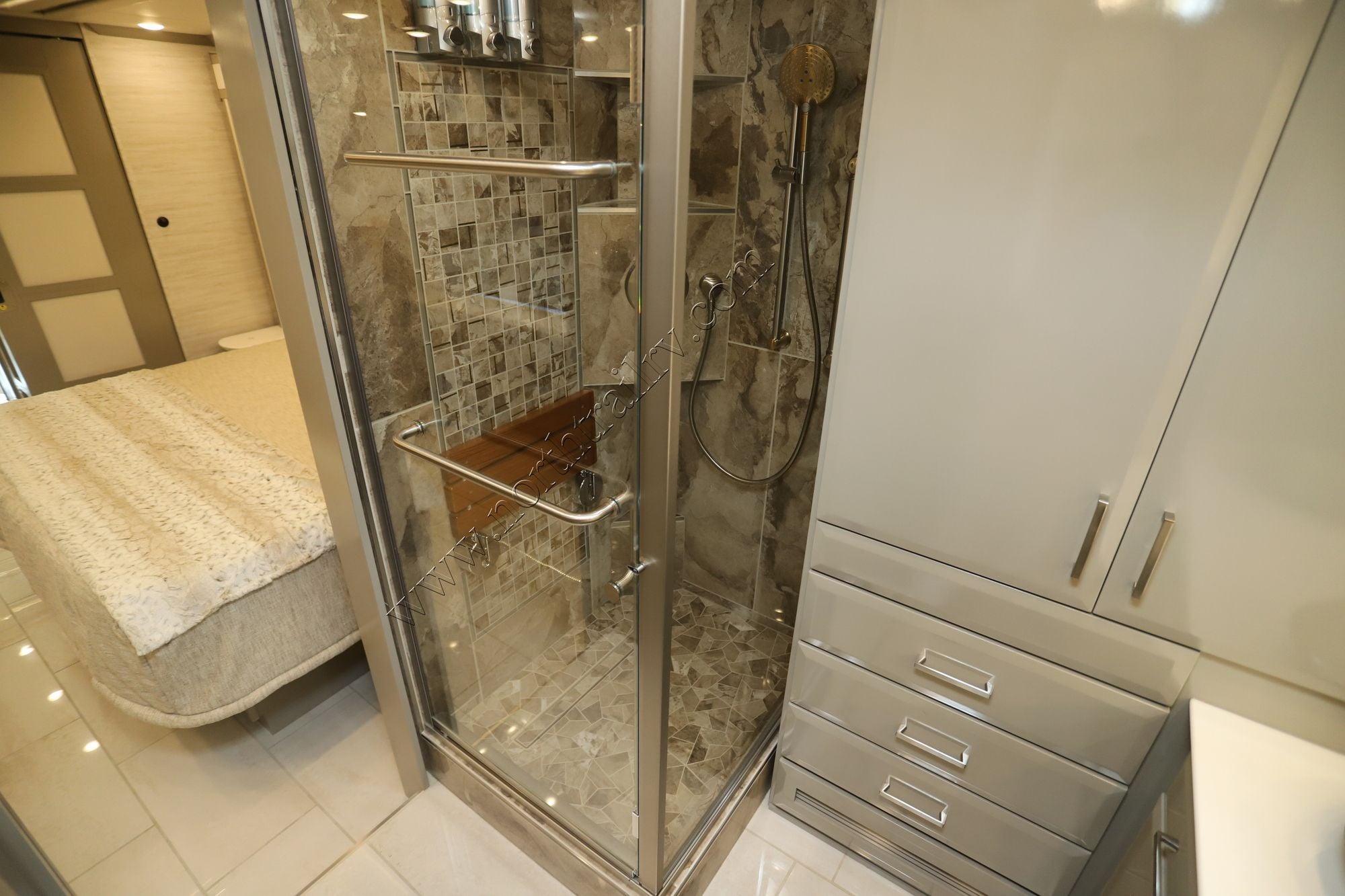 New 2026 Newmar Essex 4595 Class A  For Sale