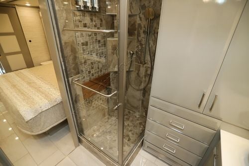 2026 Newmar Essex 4595